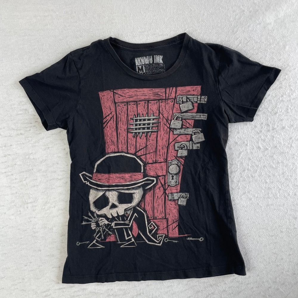 Akumu Ink Graphic T-Shirt Womens Medium Black Skeleton Door Goth Emo Punk Tee